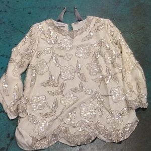 Scale sequin top🎄